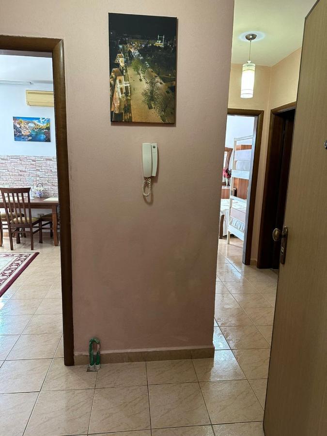 Cozy Apartment In The City Center Shkoder Exterior photo